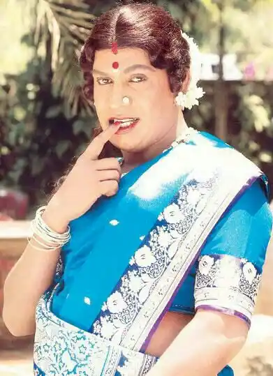 Goundamani In Lady Dress Funny Look